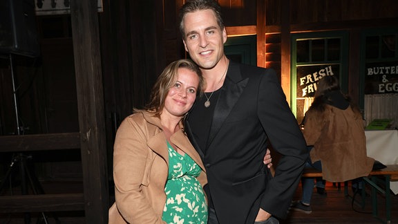 Alexander Klaws mit seiner Ehefrau Nadja Scheiwiller.