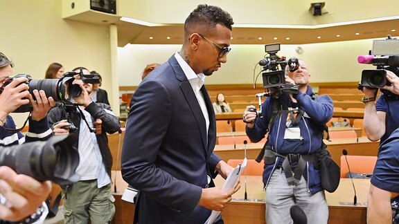 Jerome Boateng im Verhandlungssaal