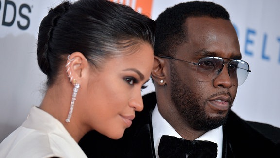 Sean Combs und Cassie Ventura nehmen an der Pre-GRAMMY-Gala der Clive Davis and Recording Academy und dem GRAMMY-Salute to Industry Icons zu Ehren von Jay-Z am 27. Januar 2018 in New York City, NY, USA teil.