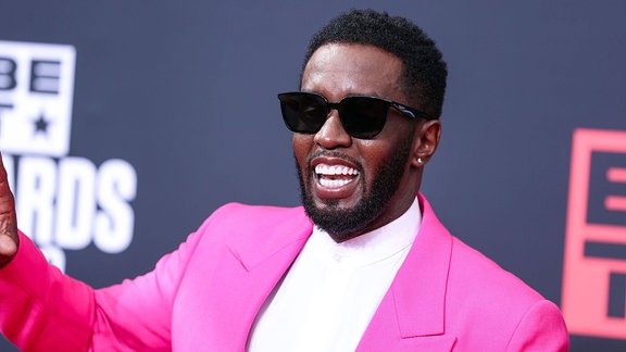 Sean Diddy Combs kommt zu den BET Awards 2022, die am 26. Juni 2022 im Microsoft Theater bei L.A. Live in Los Angeles, Kalifornien, USA, stattfinden.
