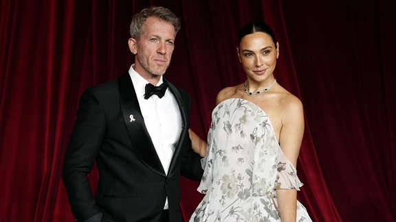 Jaron Varsano und Gal Gadot bei der 4. jährlichen Academy Museum Gala, die am Samstag, 19. Oktober 2024, im Academy Museum of Motion Pictures in Los Angeles, Kalifornien, stattfindet.