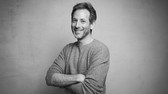 Der Autor und Regisseur Jeff Baena posiert während des Sundance Film Festivals für ein Porträt, um den Film „Horse Girl“ in der Music Lodge zu promoten