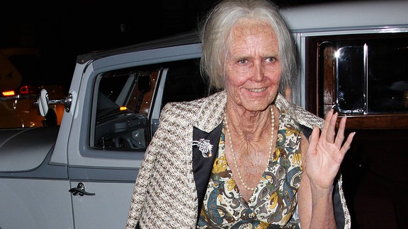 Heidi Klum verkleidet als alte Frau