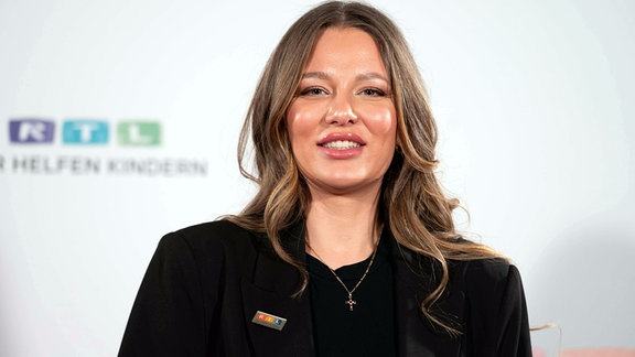 Joelina Drews, beim 29. RTL Spendenmarathon Wir helfen Kindern, auf dem roten Teppich