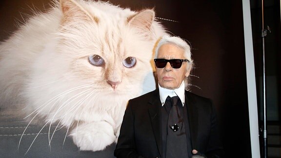 Karl Lagerfeld bei der Eröffnung der Vernissage CORSA KARL und CHOUPETTE am 3. Februar 2015 im Palazzo Italia in Berlin.