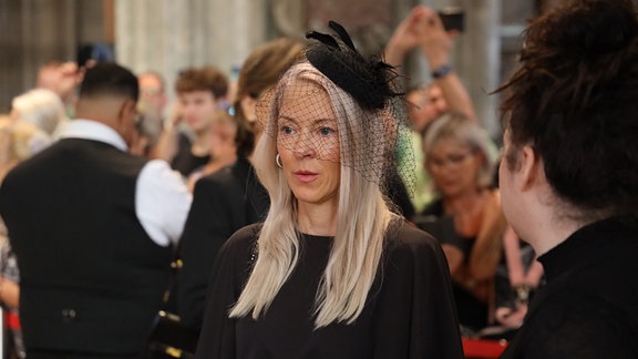 Simone Lugner beim Gottesdienst für Richard Lugner im Stephansdom Wien.