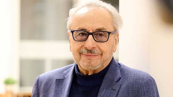 Wolfgang Stumph kommt zur Preview des letzten Films der ZDF-Reihe «Stubbe» in die Vertretung des Freistaates Sachsen.