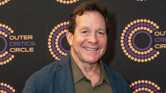 Steve Guttenberg