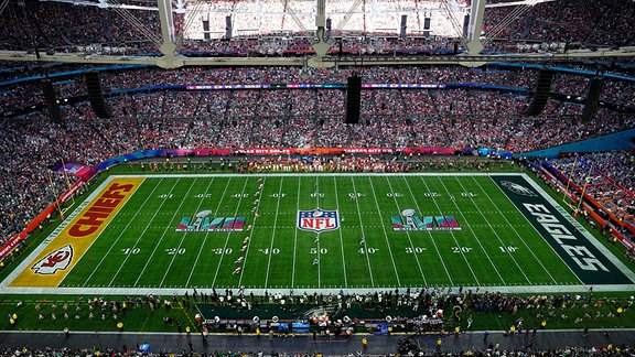 Die Kansas City Chiefs und die Philadelphia Eagles beim 57. NFL Super Bowl 2023 in Glendale, Arizona. 