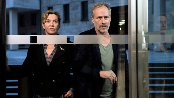 Anna Janneke (Margarita Broich) und Paul Brix (Wolfram Koch) in einer Szene des "Tatort: Der Turm"