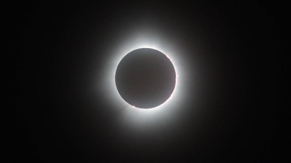Eine totale Sonnenfinsternis