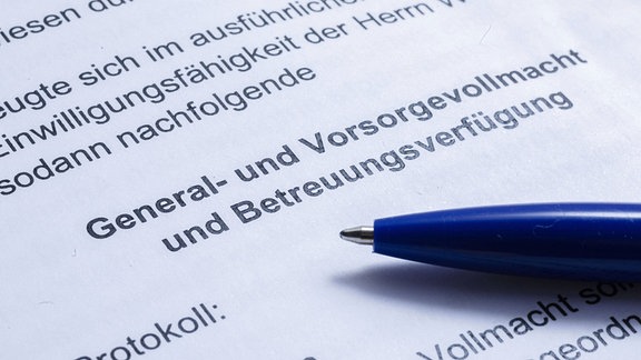 Papier mit Text "Vorsorgevollmacht"
