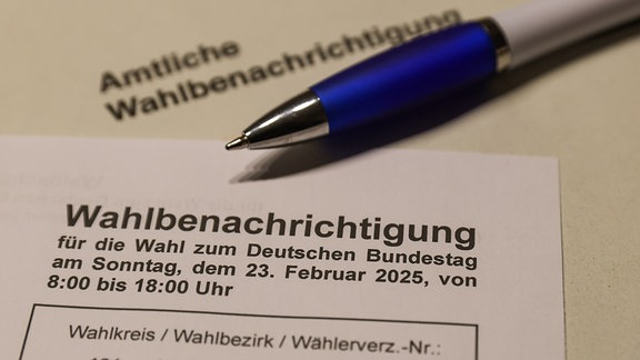 Amtliche Wahlbenachrichtigung für die Bundestagswahl 2025.