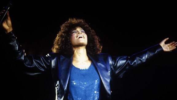 Whitney Houston bei einem Auftritt 1988