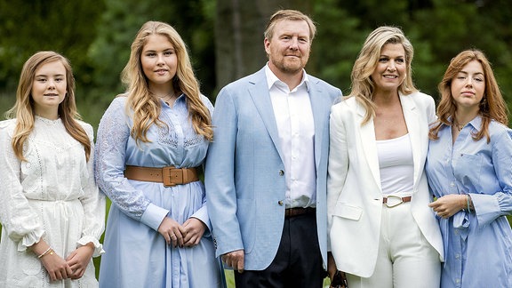 König Willem-Alexander, Königin Maxima und Prinsessen Amalia, Alexia und Ariane